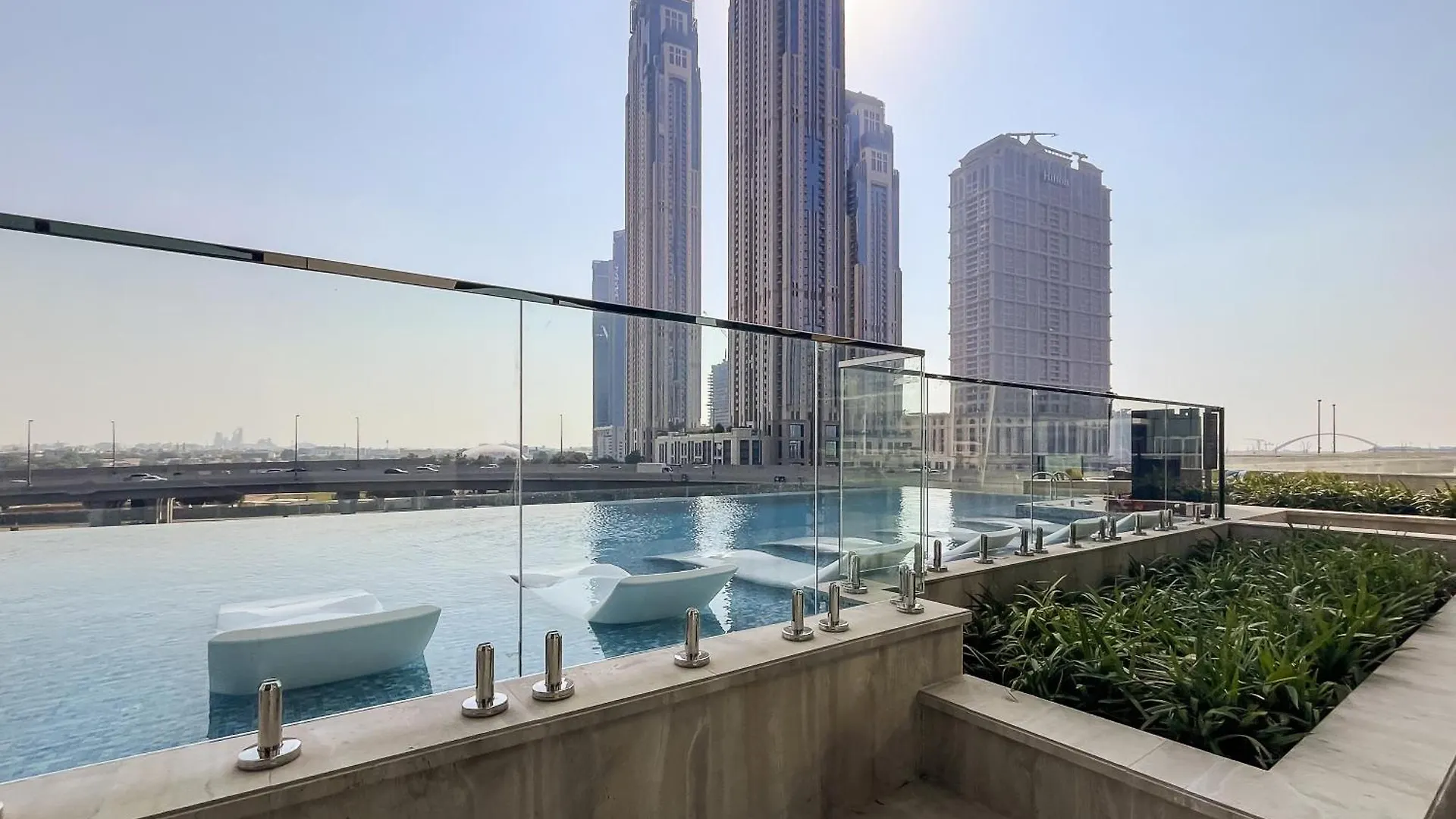 Missoni-Branded Residence Along Business Bay Canal Dubai 0*,